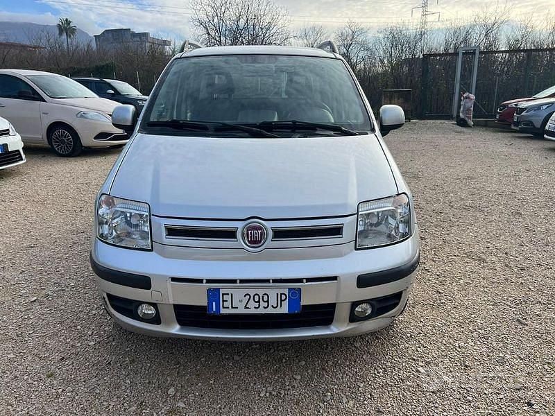 Usata Fiat Panda Dynamic 75 CV (55 kW) 2011 Grigio Berlina
