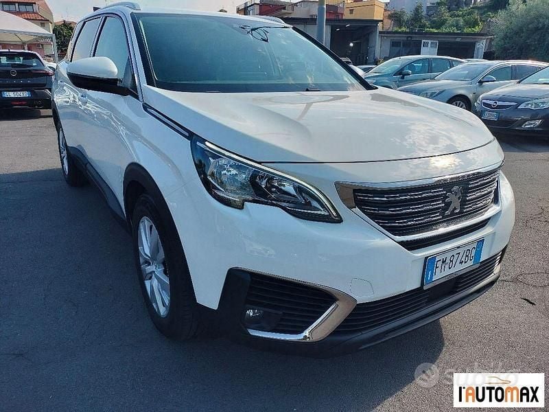 Usata Peugeot 5008 Business-Line 120 CV (88 kW) 2017 Bianco SUV