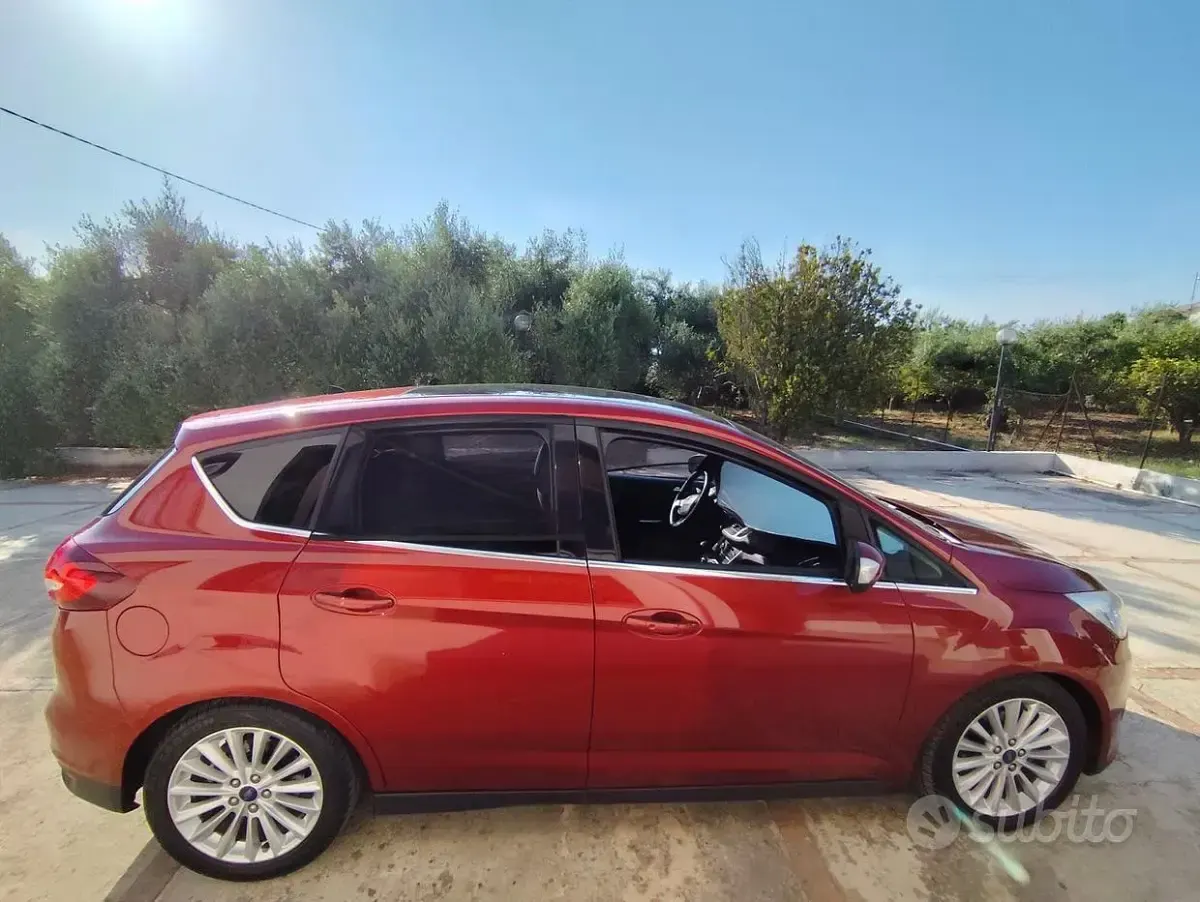 Usata Ford C-MAX S 120 CV (88 kW) 2015 Rosso Monovolume