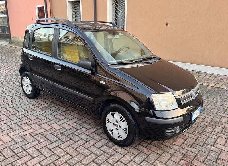Usata Fiat Panda Dynamic 60 CV (44 kW) 2005 Bianco Berlina