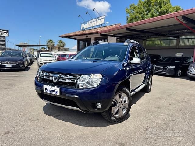 Usata Dacia Duster Lauréate 110 CV (80 kW) 2017 Blu SUV