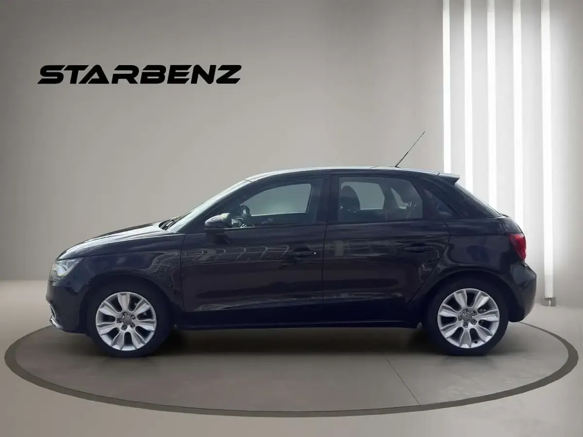 Usata Audi A1 Sportback Ambition 90 CV (66 kW) 2012 Nero Utilitaria