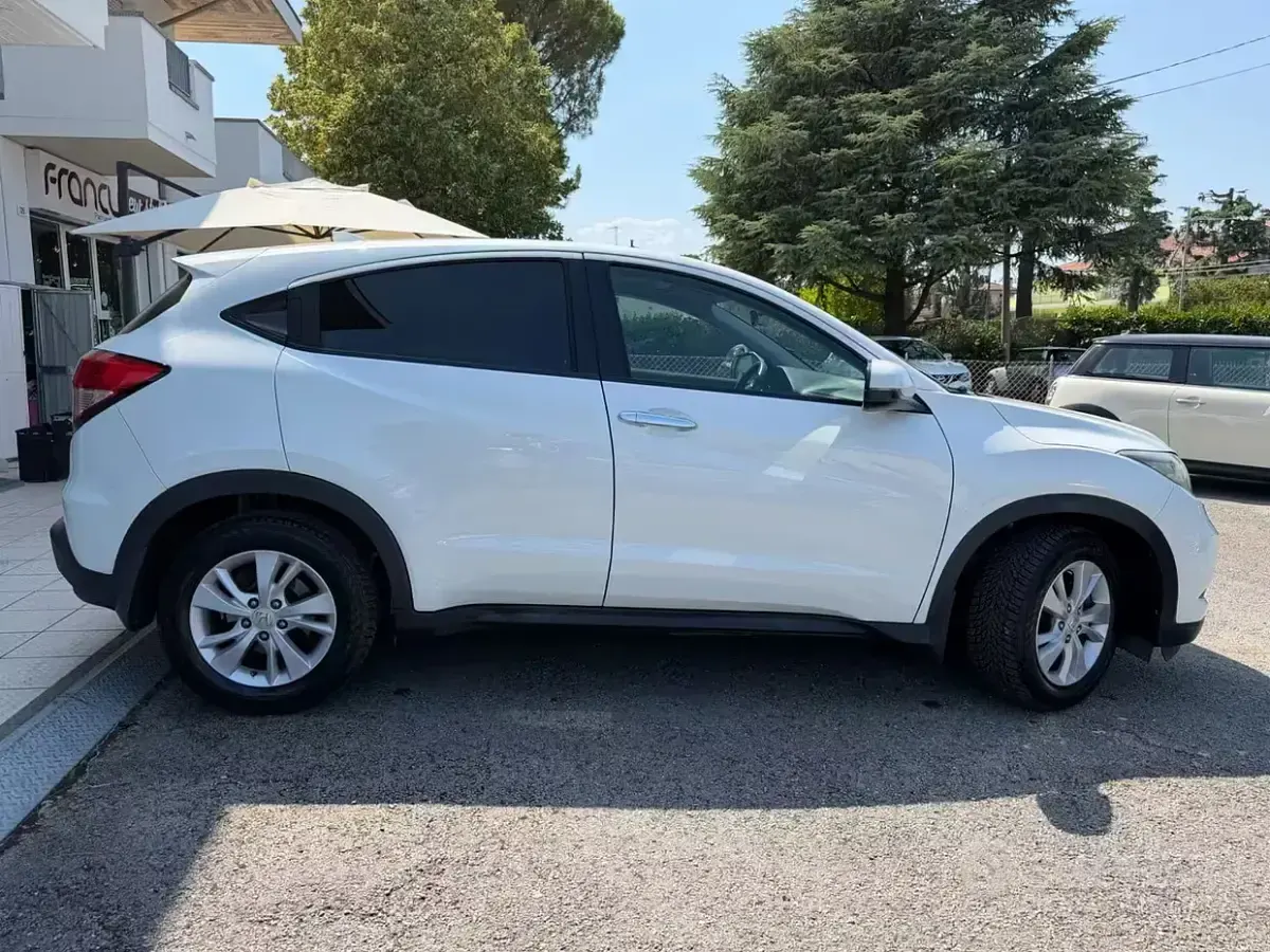 Usata Honda HR-V Elegance 120 CV (88 kW) 2017 Bianco SUV