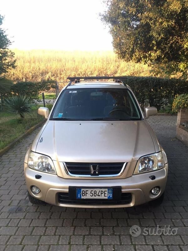 Usata 1999 Honda CR-V SUV | 2000 € (Buon prezzo) - Immagine 1/4
