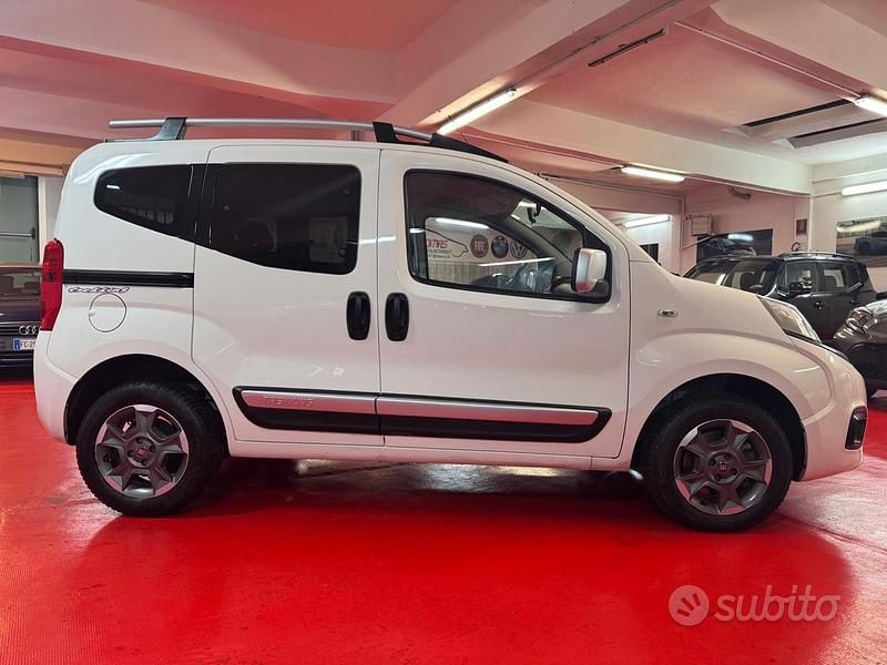 Usata Fiat Qubo Trekking 95 CV (69 kW) 2018 Bianco Monovolume