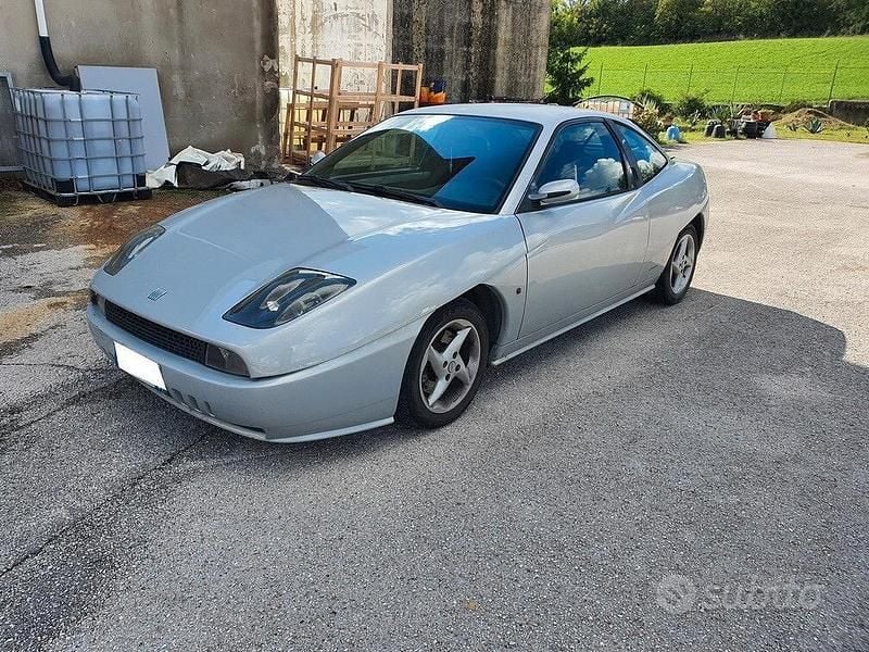 Usata Fiat Coupé 131 CV (96 kW) 2000 Grigio Coupé