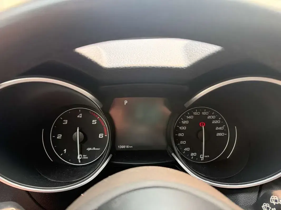 Usata Alfa Romeo Stelvio Tech Edition 190 CV (139 kW) 2019 Grigio SUV