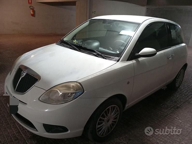 Usata Lancia Ypsilon 2009 Bianco Utilitaria