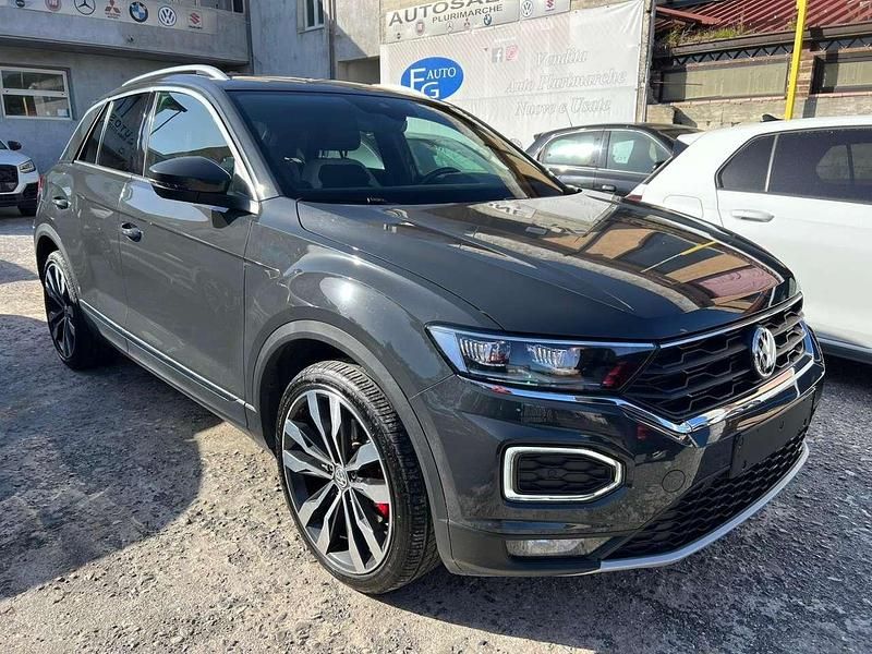Usata VW T-Roc Style 150 CV (110 kW) 2018 Nero SUV