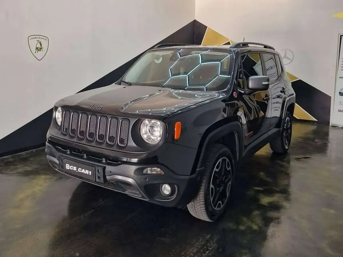 Usata Jeep Renegade Trailhawk 170 CV (125 kW) 2016 Nero SUV