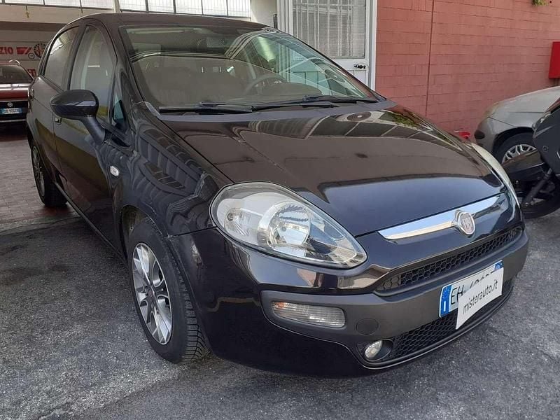 Nero Usata 2011 Fiat Punto Evo Dynamic Due volumi | 4500 € (Buon prezzo) - Immagine 1/4