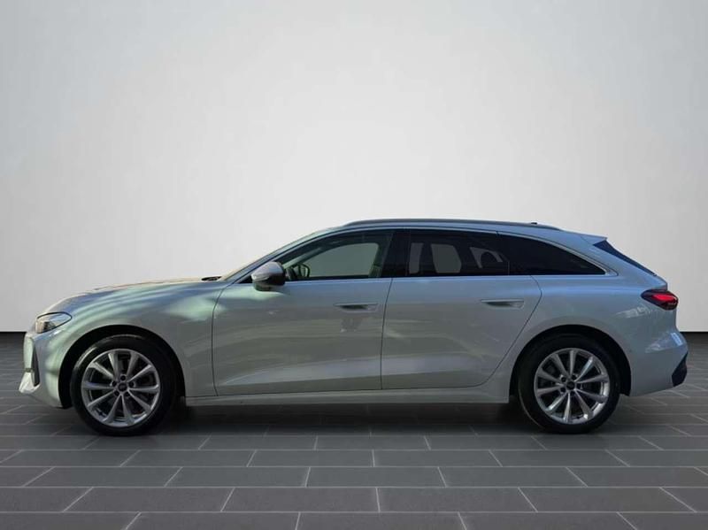 Usata Audi A5 Business 204 CV (150 kW) 2025 Bianco Berlina