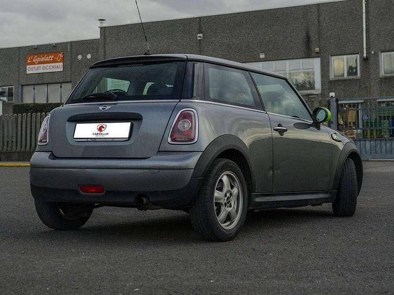 Usata Mini ONE 75 CV (55 kW) 2010 Grigio Utilitaria