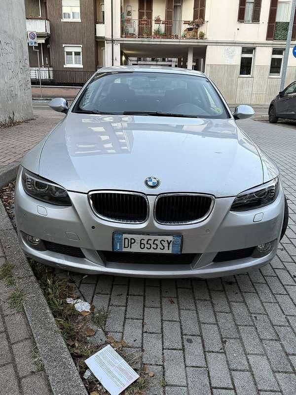 Usata BMW 320 170 CV (125 kW) 2008 Coupé