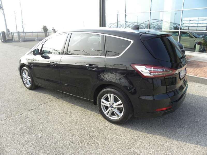 Usata Ford S-MAX S 150 CV (110 kW) 2020 Nero Monovolume