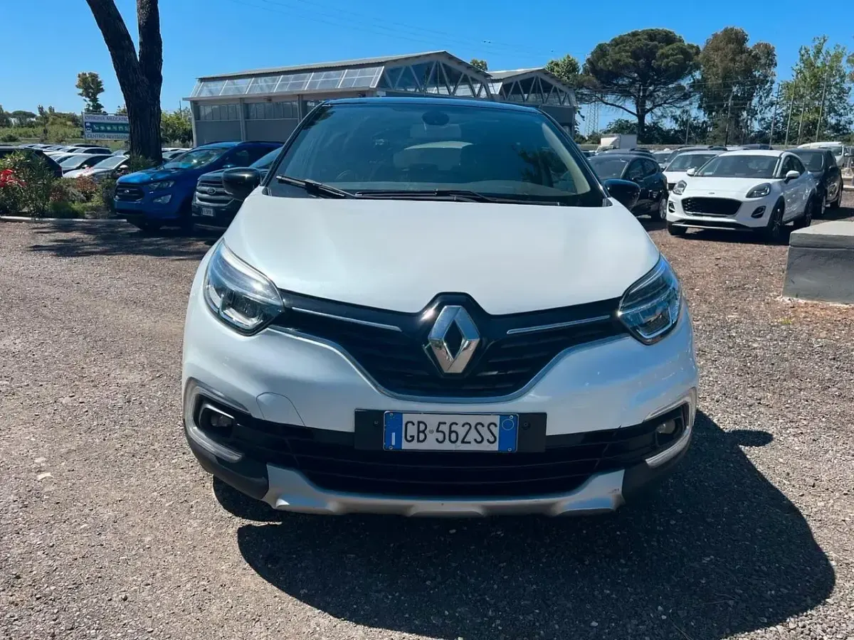 Usata Renault Captur 89 CV (65 kW) 2018 Bianco SUV