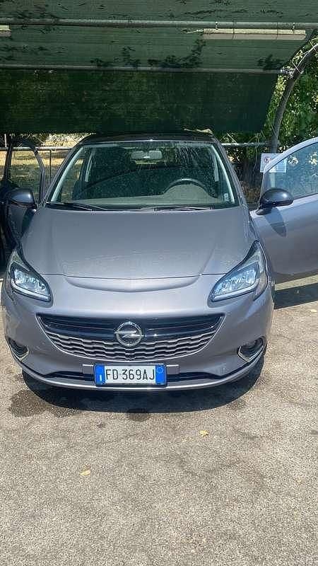 Usata Opel Corsa 69 CV (50 kW) 2016 Berlina