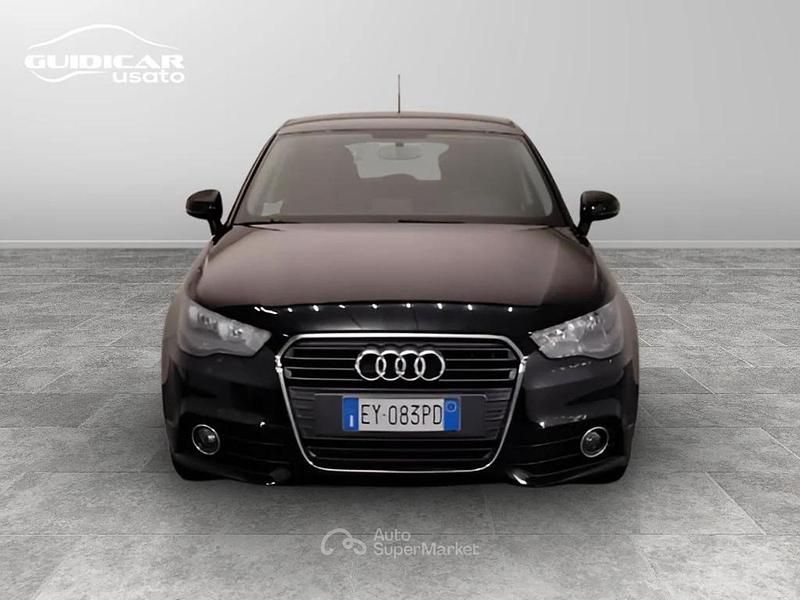 Usata Audi A1 Attraction 90 CV (66 kW) 2015 Nero Utilitaria