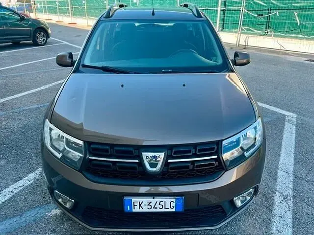 Usata Dacia Logan MCV 90 CV (66 kW) 2017 Marrone Station wagon