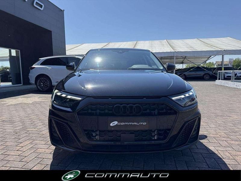 Usata Audi A1 Ambiente 116 CV (85 kW) 2025 Nero SUV