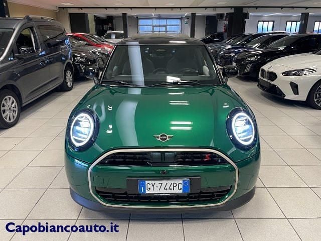Usata Mini Cooper S Favoured 204 CV (150 kW) 2025 Verde Utilitaria