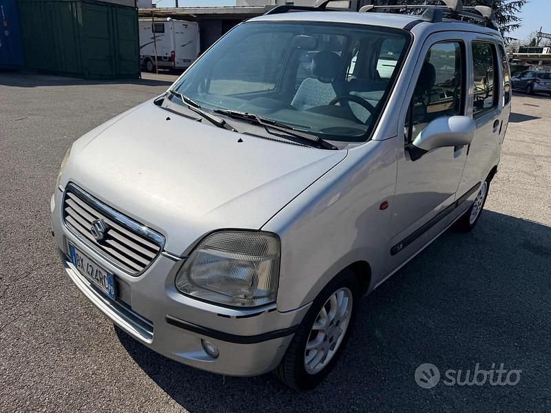 Usata Suzuki Wagon R+ GL 76 CV (55 kW) 2002 Grigio Monovolume