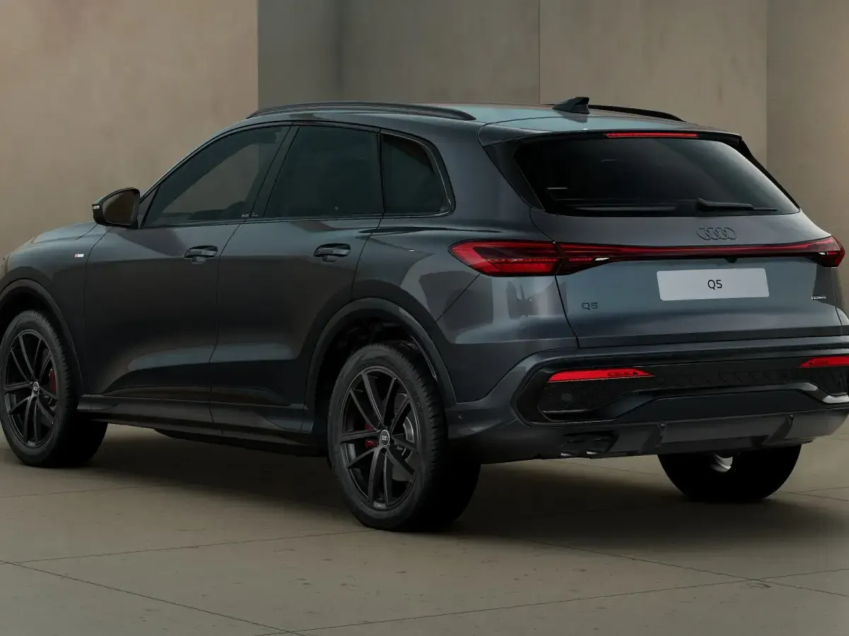 Nuova Audi Q5 Comfort 204 CV (150 kW) 2026 Grigio tambora metallico SUV