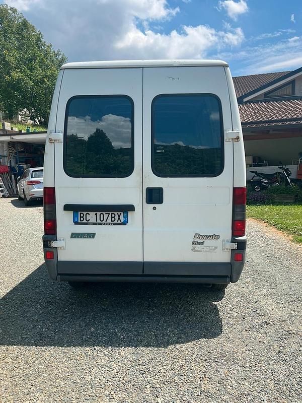 Usata Fiat Ducato 86 CV (63 kW) 1999 Furgone