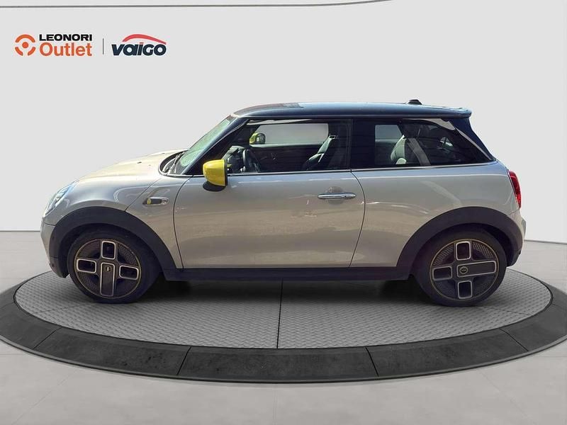 Usata Mini Cooper SE 75 kW (102 CV) 2020 Grigio Utilitaria