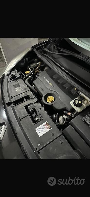 Usata Renault Scénic III XMOD 102 CV (75 kW) 2010 Nero Monovolume