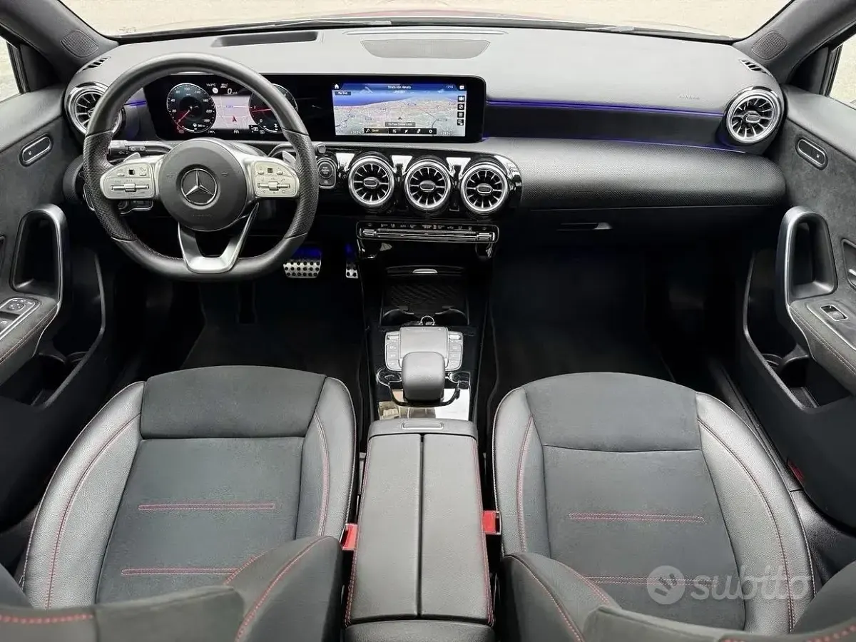 Usata Mercedes A220 Premium 190 CV (139 kW) 2022 Grigio Berlina
