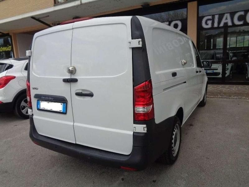 Usata Mercedes Vito 114 CV (83 kW) 2017 Bianco Furgone