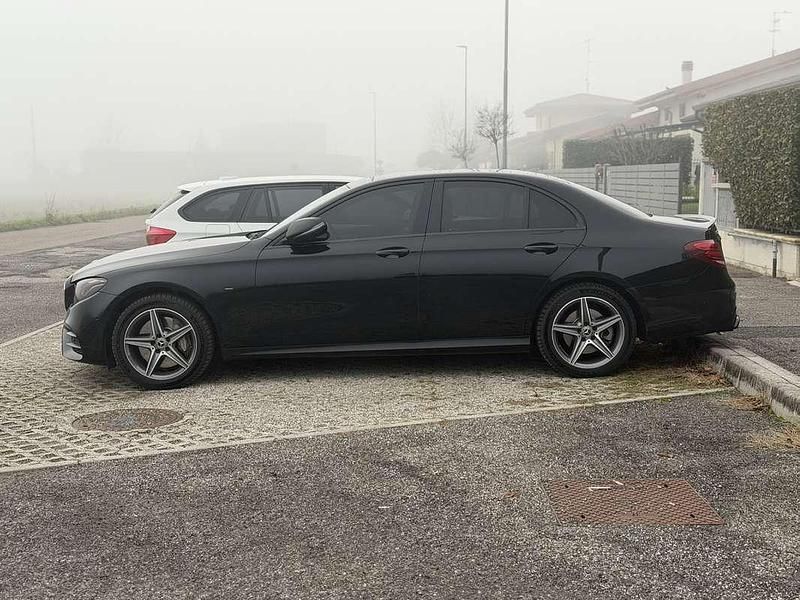 Usata Mercedes E300 194 CV (142 kW) 2021 Berlina