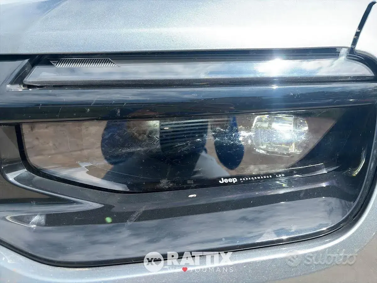 Usata Jeep Avenger Summit 101 CV (74 kW) 2025 Grigio granite SUV
