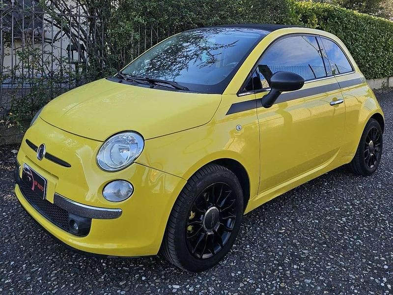 Usata Fiat 500C Rock 86 CV (63 kW) 2011 Giallo Cabrio
