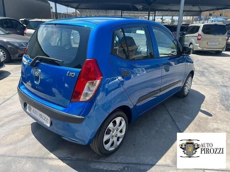 Usata Hyundai i10 67 CV (49 kW) 2011 Blu Utilitaria