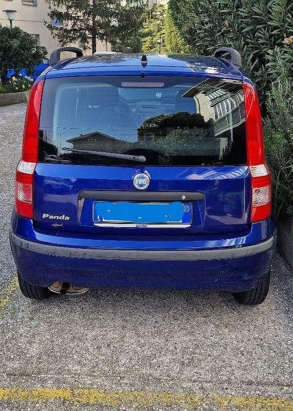 Usata Fiat Panda Emotion 60 CV (44 kW) 2007 Blu/azzurro Utilitaria