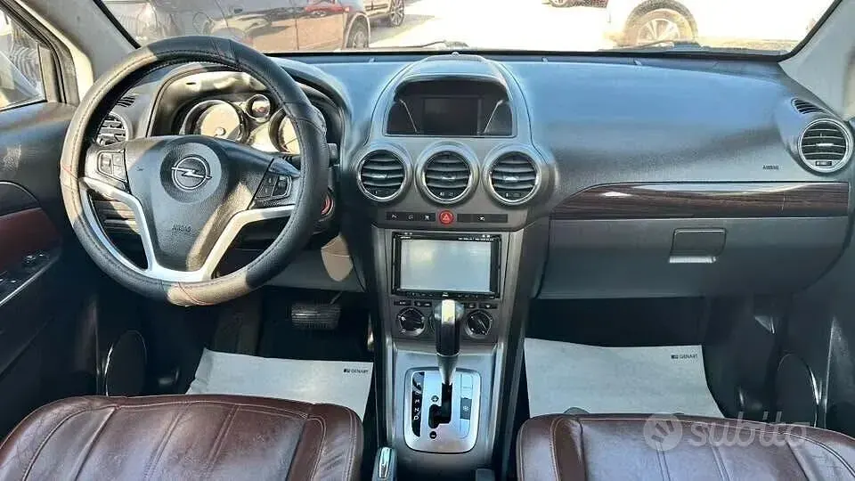 Usata Opel Antara Cosmo 150 CV (110 kW) 2008 Grigio SUV
