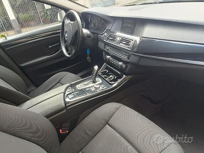 Usata BMW 530 2010 Nero Berlina