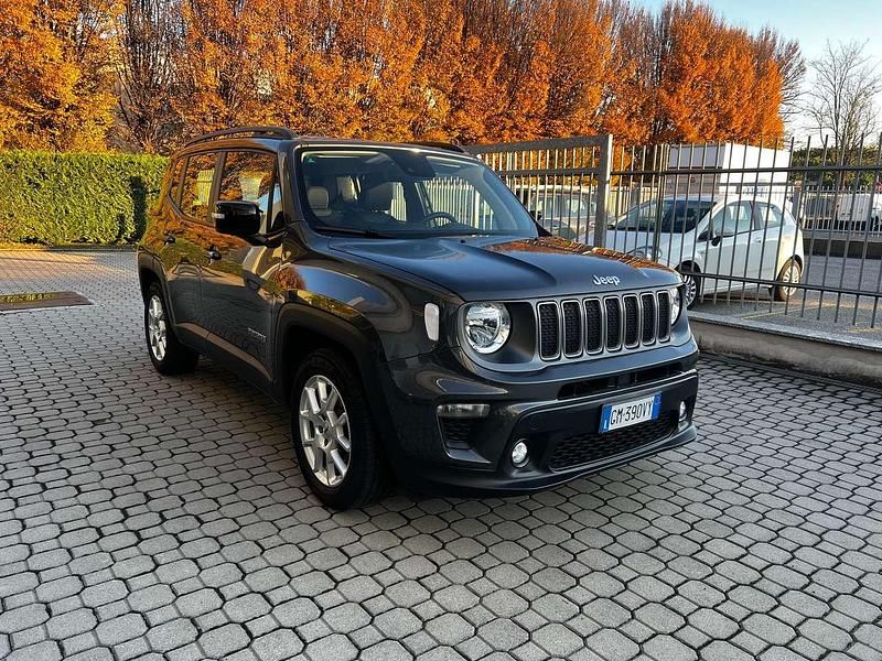 Usata Jeep Renegade Limited 131 CV (96 kW) 2023 Graphite grey SUV