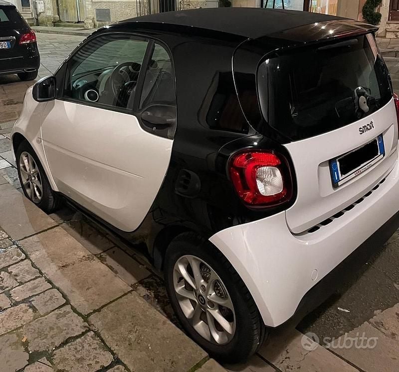 Usata Smart ForTwo Coupé 71 CV (52 kW) 2017 Bianco Coupé