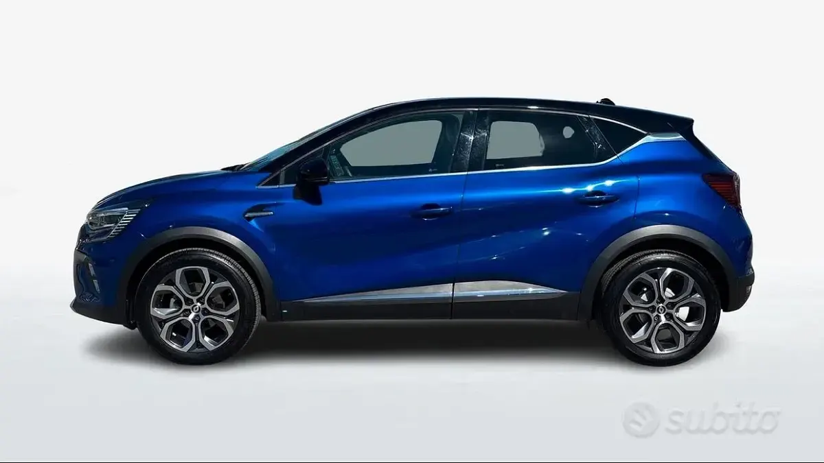 Usata Renault Captur Techno 101 CV (74 kW) 2023 Bluazzurro SUV