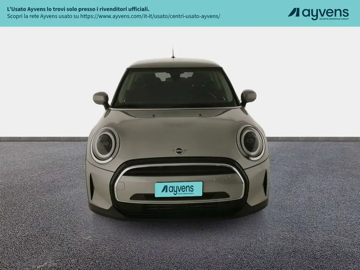 Usata Mini Cooper Classic 136 CV (100 kW) 2023 Moonwalk grey Utilitaria