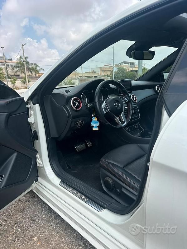 Usata Mercedes CLA220 2013 Bianco Berlina