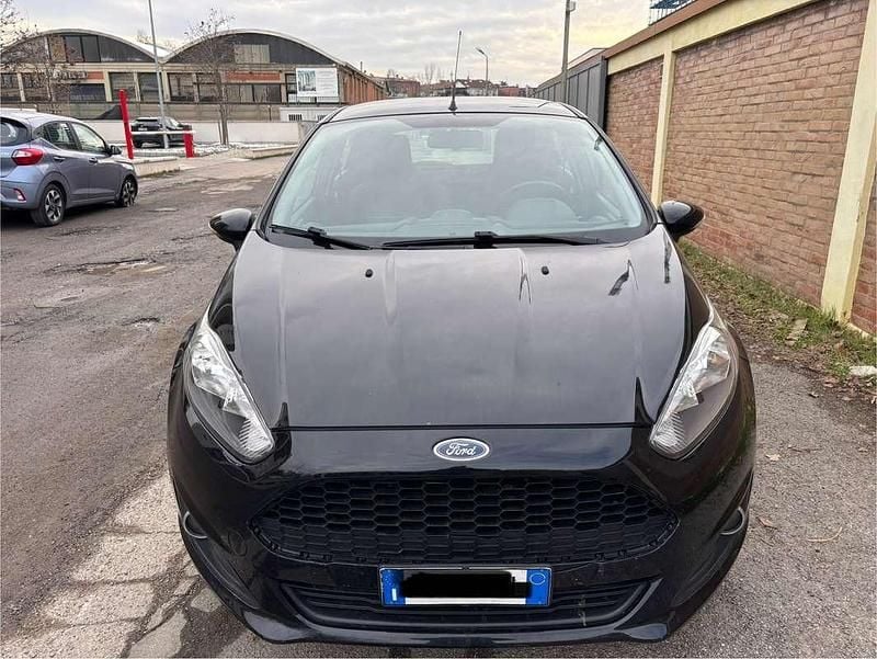 Usata Ford Fiesta Business Edition 75 CV (55 kW) 2016 Nero Berlina
