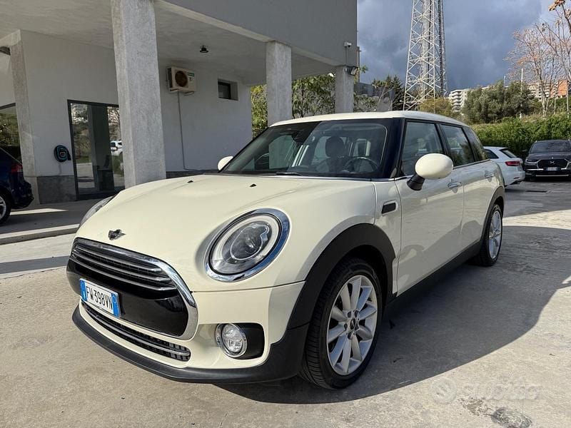 Beige Usata 2019 Mini Cooper D Clubman Hype Station wagon | 15.900 € (Buon prezzo) - Immagine 1/4