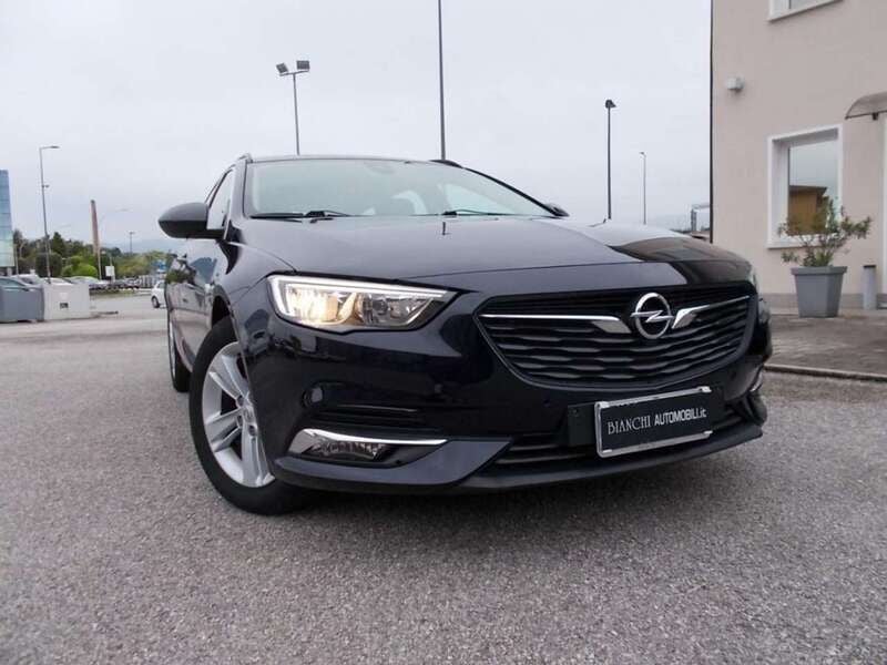 Usata Opel Insignia Business 170 CV (125 kW) 2018 Blu/azzurro Station wagon