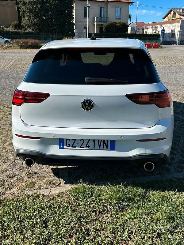 Usata VW Golf VIII GTI 245 CV (180 kW) 2022 Bianco Berlina