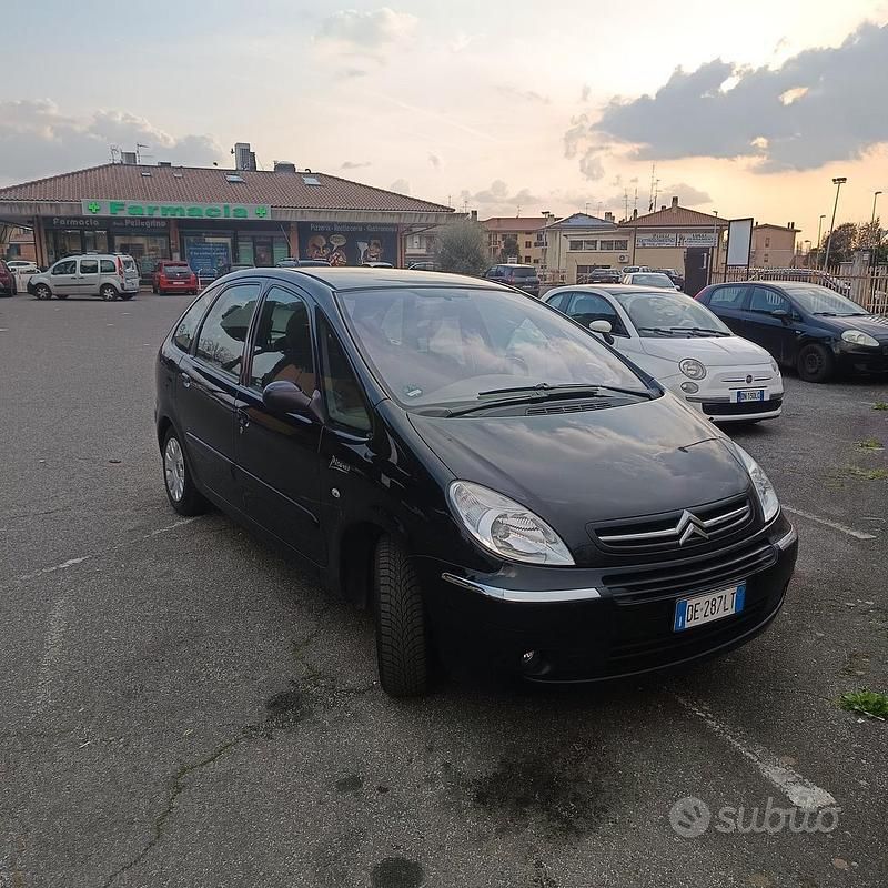 Usata Citroën Xsara Picasso Seduction 2006 Nero Monovolume
