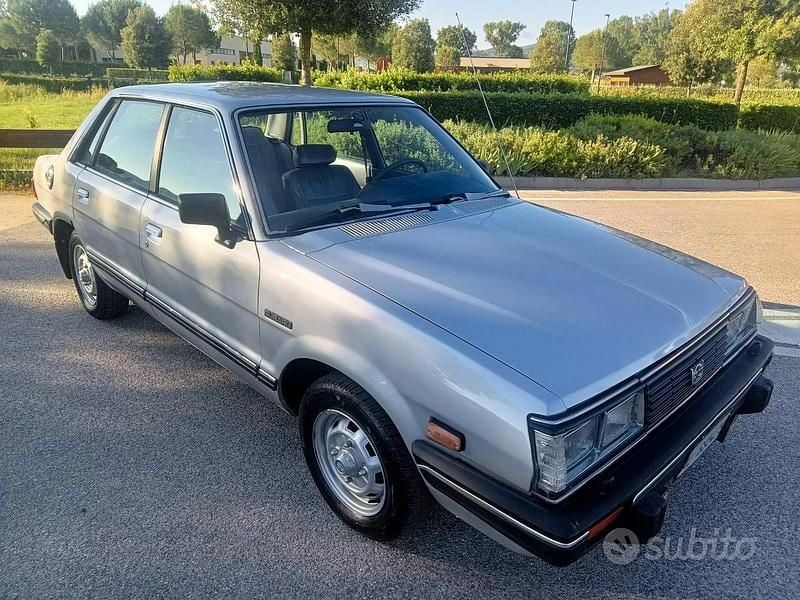 Usata Subaru Leone 1983 Grigio Berlina
